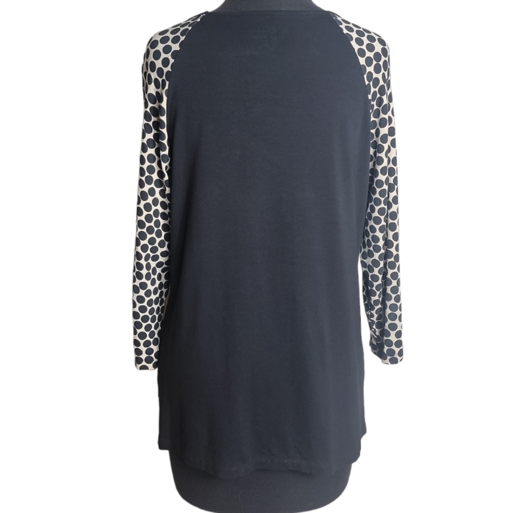 Chico’s black cream polka dot scoop neck top size 2 (Large 10 12) 3/4 skeeve - Picture 2 of 7